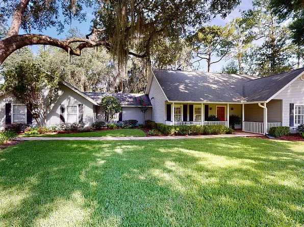 1897 Village Glen Dr, Saint Johns, FL 32259