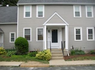 636 Twin Lakes Dr, Halifax, MA 02338