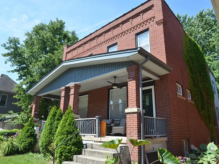 1047 Harrison Ave — Photo 1