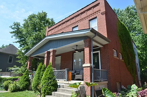 1047 Harrison Ave Photo 1