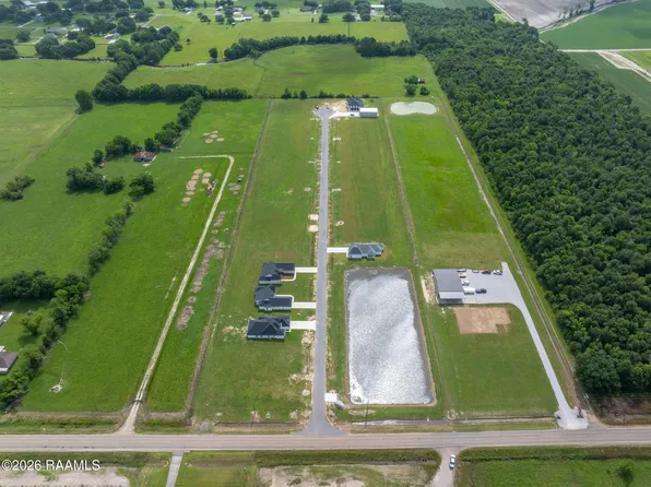 161 Chase Dr, Scott, LA 70583