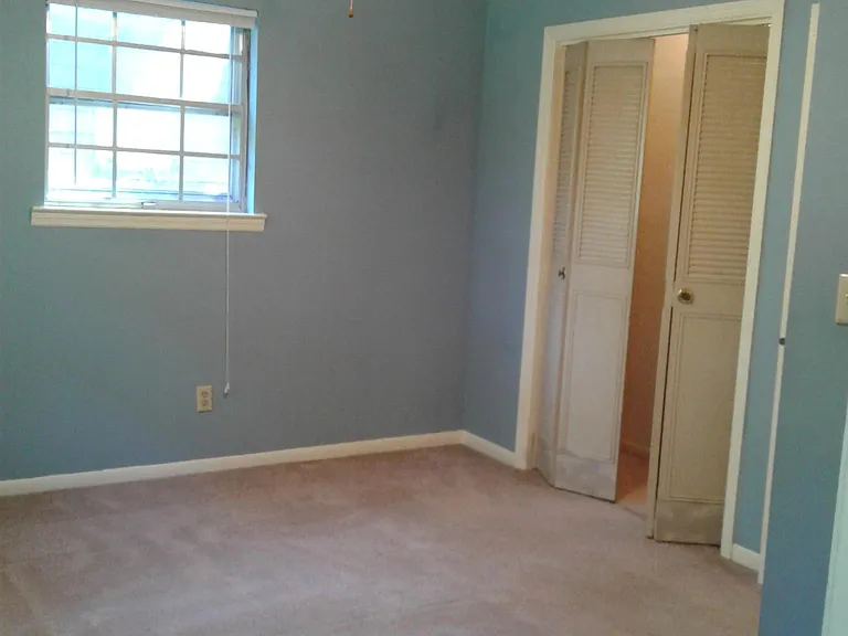 1619 Wendy Cir — Photo 18