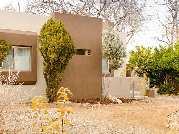 2nd image of 333 Hermosa Dr NE