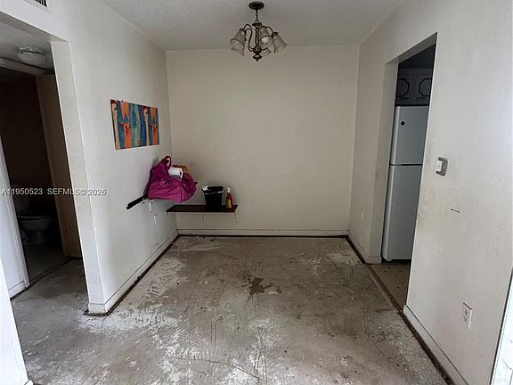 3rd image of 13500 NE 3rd Ct APT 408