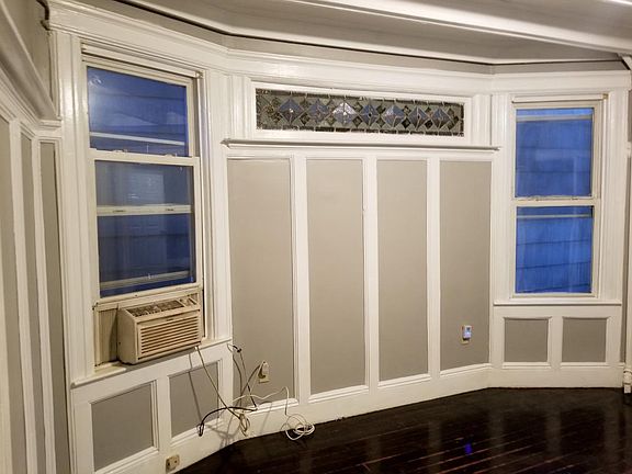 3rd image of 54 Clarke Ave #1