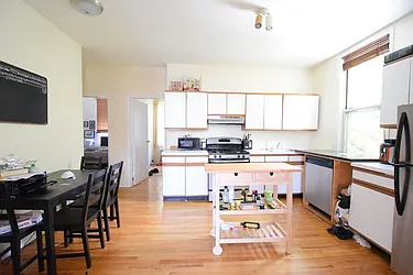 Rented by Rolling Stone Realty LLC