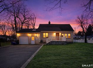 3125 Old Town Road, Bridgeport, CT 06606