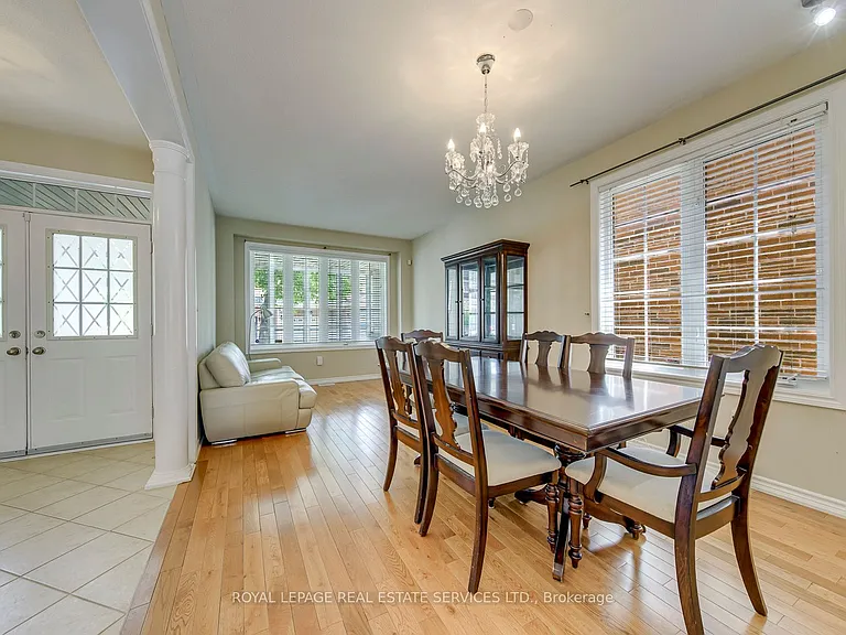 9 Barnstone Dr — Photo 7