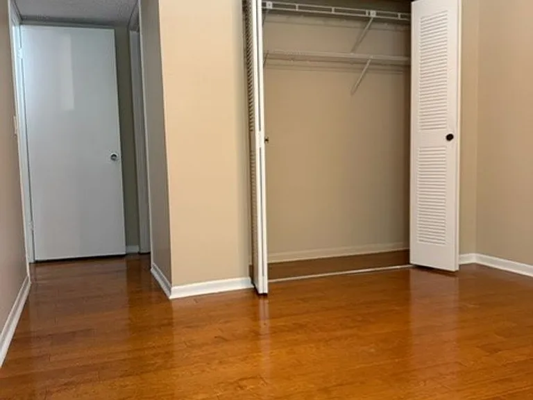 130 Jasmine Woods Ct #9D — Photo 34