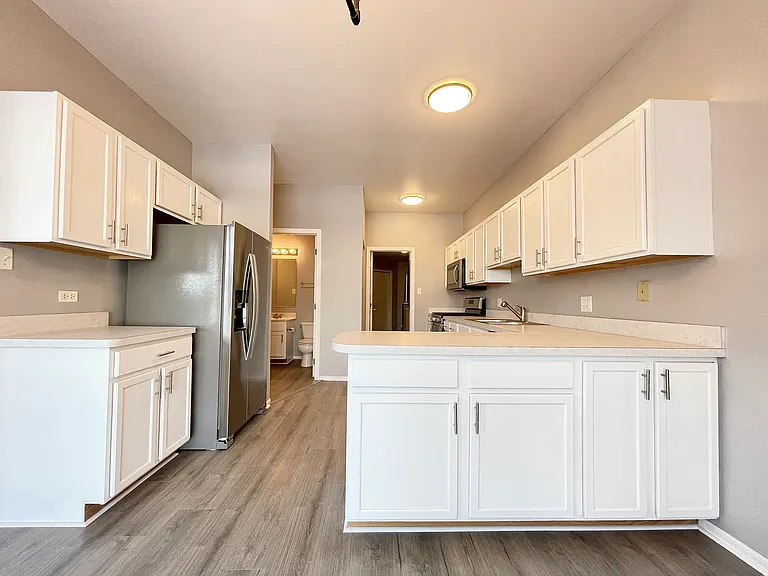 13841 Cambridge Cir — Photo 10