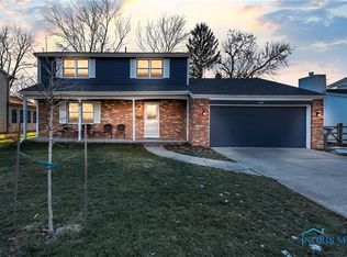1048 Elm St, Perrysburg, OH