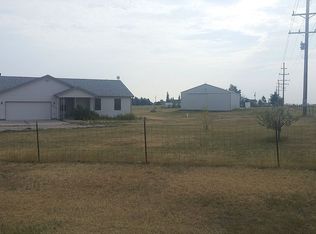 7717 Stagecoach Rd, Cheyenne, WY 82009