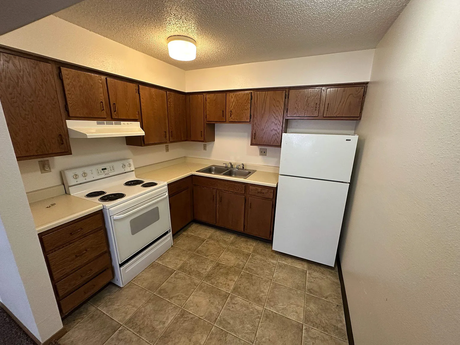 1 bed, 500 sqft, $675 — Photo 2