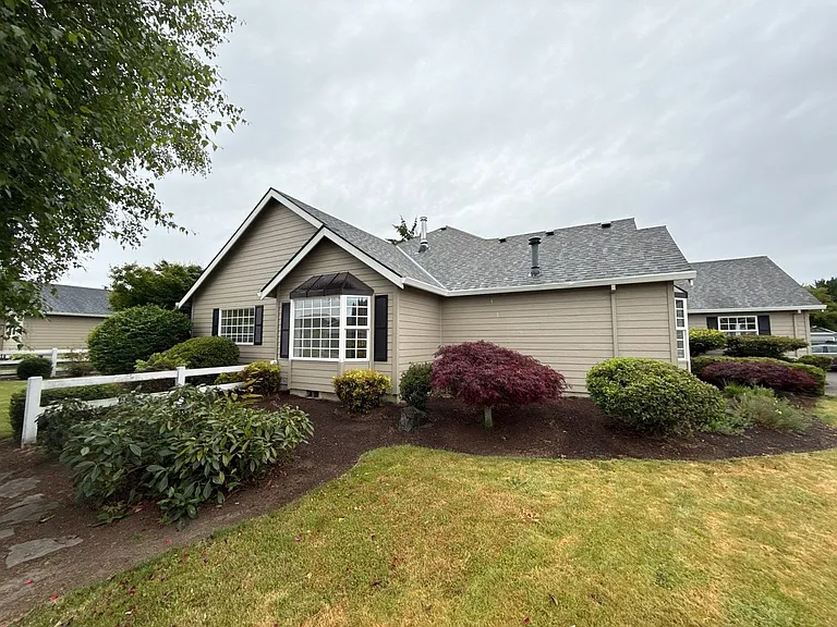 191 McLaughlin Dr — Photo 40