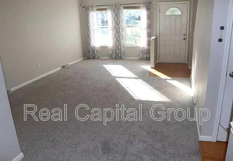 25 A Mapleridge Ave #B — Photo 4