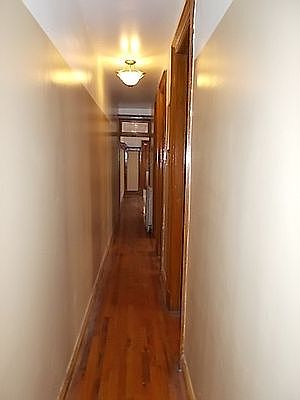5th image of 1524 Bedford Ave APT 4R