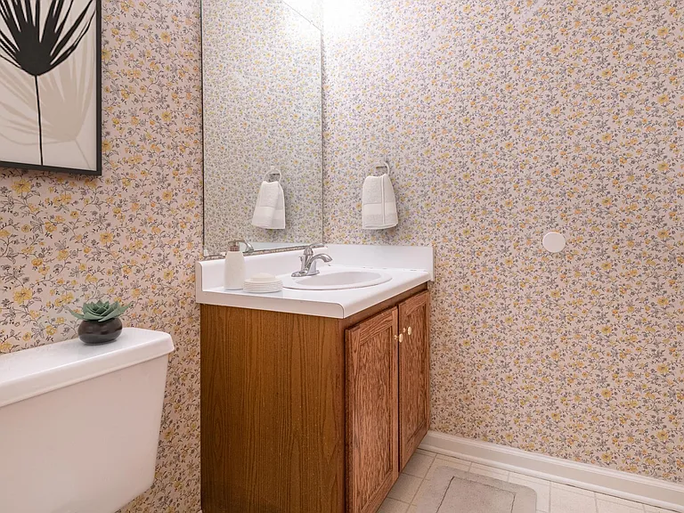 Cedar Hills Apartments and Towhomes — Photo 41