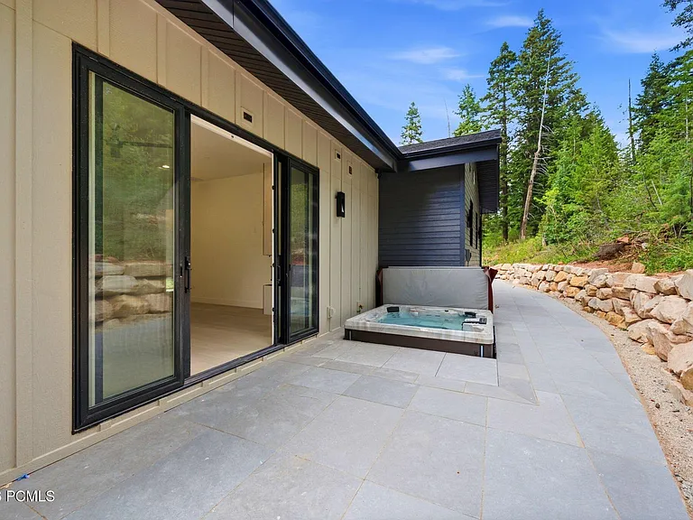 4043 W Crest Ct — Photo 15