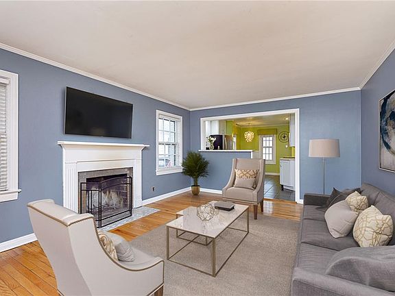 4th image of 6104 Burlington Ave