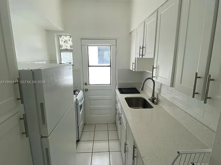 9056 Collins Ave #23 — Photo 6