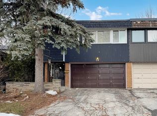 31 Angus Dr, Toronto, ON M2J2W9