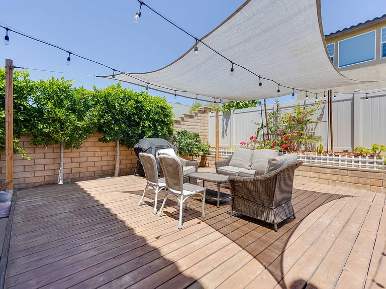 1805 Martinez Dr — Photo 43