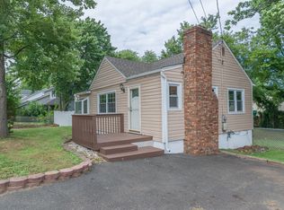 340 Sherwood Dr, Keyport, NJ