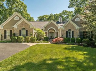 19464 Babler Forest Rd, Chesterfield, MO 63005
