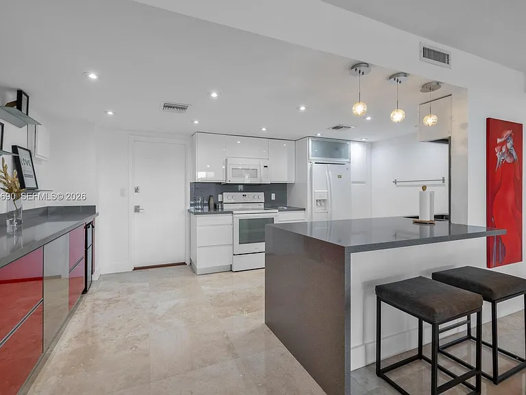 155 Ocean Lane Dr #1111 — Photo 22