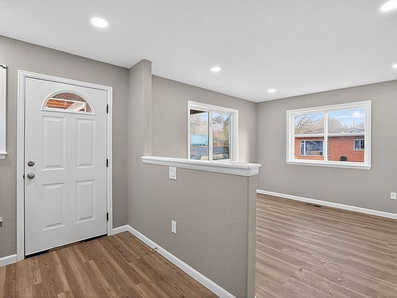 2nd image of 227 Crestone Ave #101