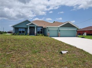4013 NW 37th Ave, Cape Coral, FL 33993