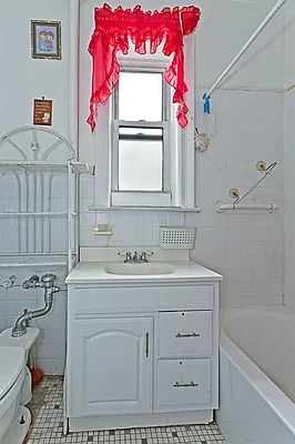 Sold by Corcoran | media 4