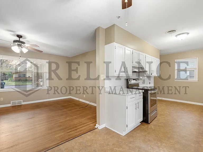2310 S Vine St — Photo 6