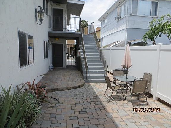 4th image of 3866-725 36th St #38705