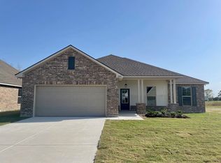 1245 Little Cypress Loop, Orange, TX 77632