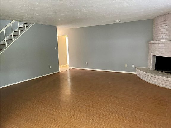 5th image of 15803 Baytree Dr