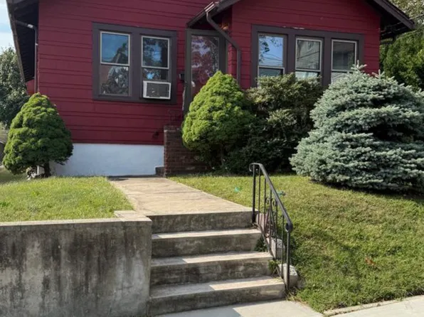 10 Elizabeth St, Rutherford, NJ 07070