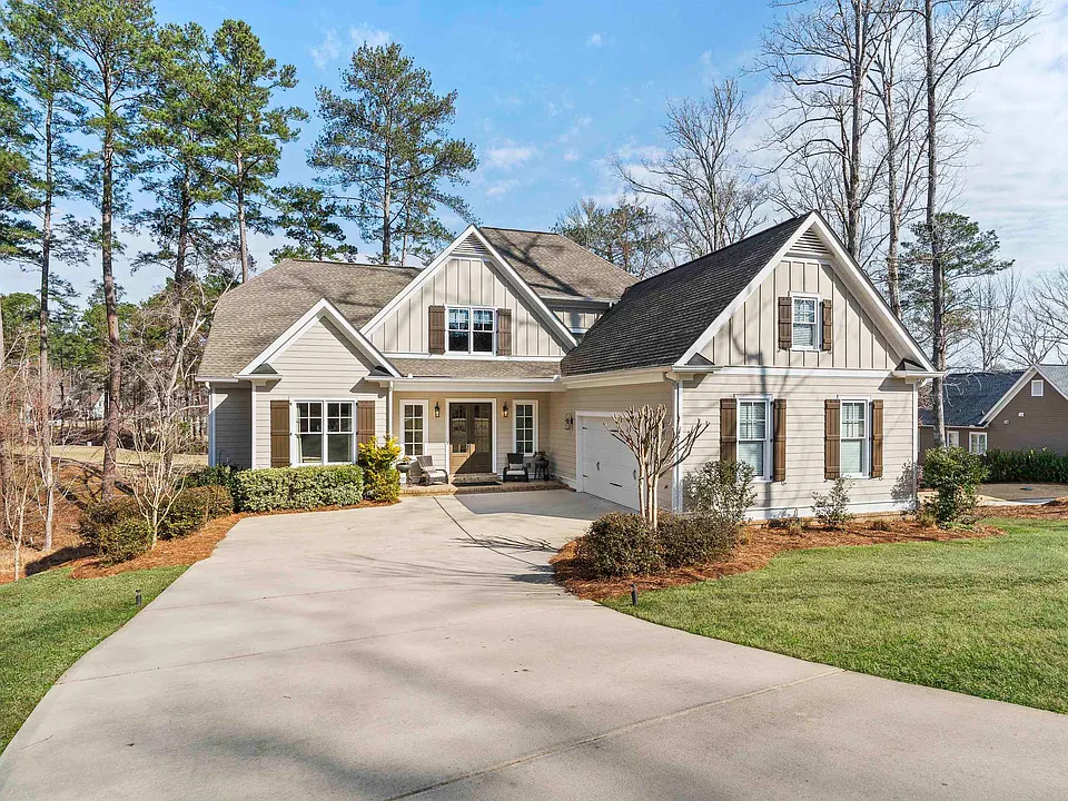 1020 Turnberry Cir