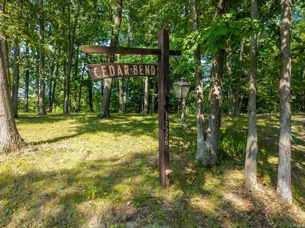 13326 Hardisty Rd, Fort Wayne, IN 46845