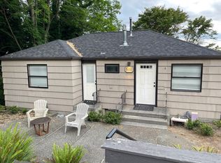 3051 30th Ave W #1, Seattle, WA 98199