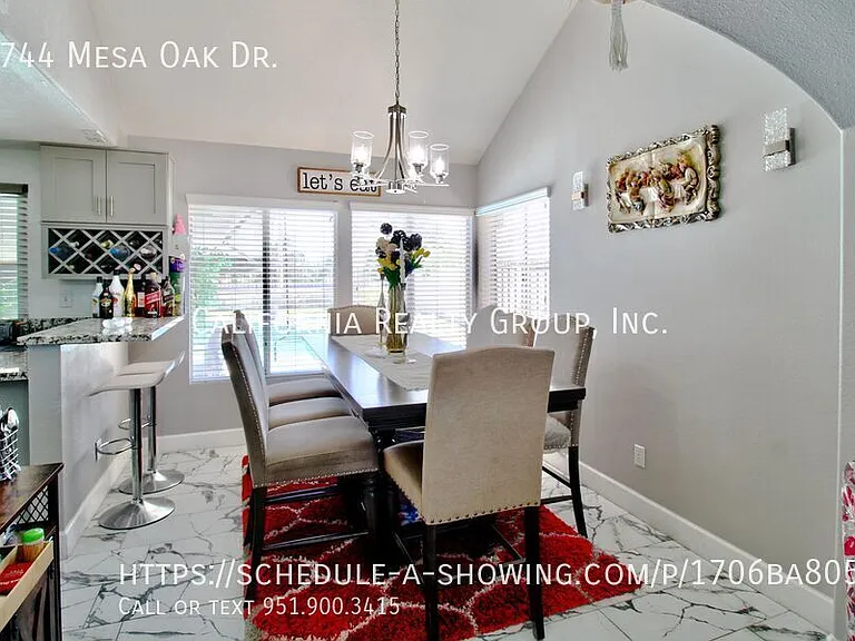 8744 Mesa Oak Dr — Photo 14