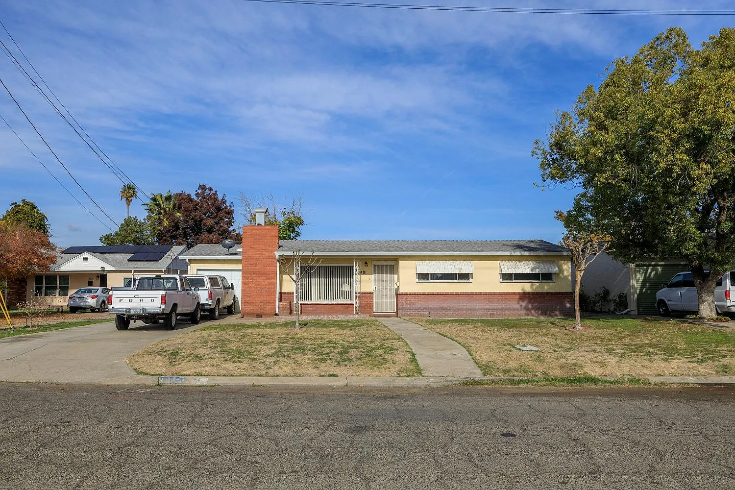 981 Julian St photo 1