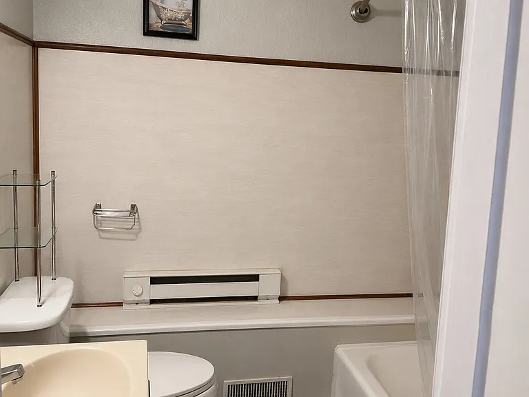 1027 Hughes St #2 — Photo 1