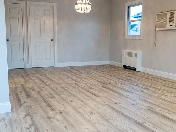 3rd image of 42 Lawson Ave #2