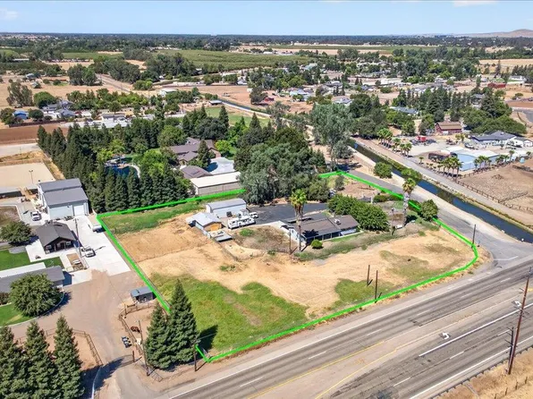 12909 E Gettysburg Ave, Sanger, CA 93657