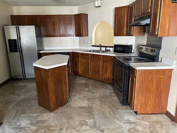 5th image of 301 Whitehurst Way