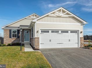 90 Tilapia Rd, Inwood, WV 25428