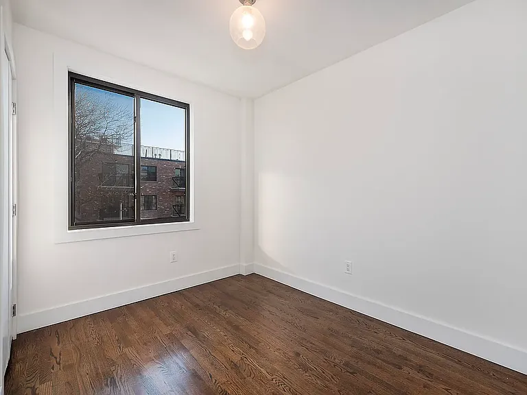98 Patchen Ave #4B — Photo 8