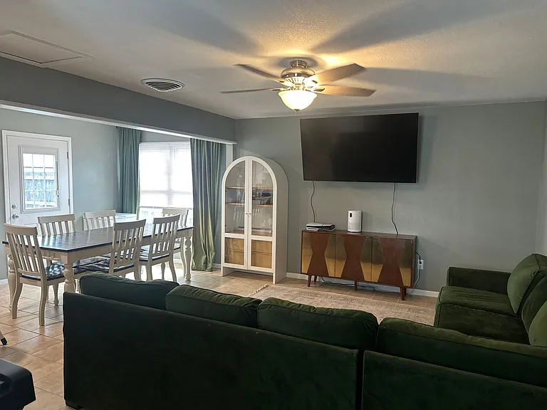3017 Bennett Dr — Photo 8