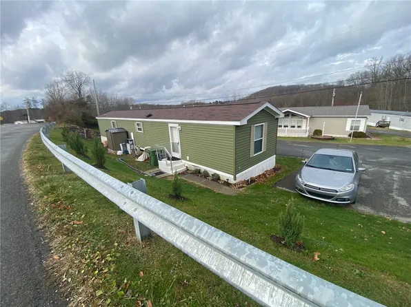 601 Deana Way, Rochester, PA 15074